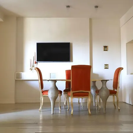 Appartement Classe 49, Una In Bari