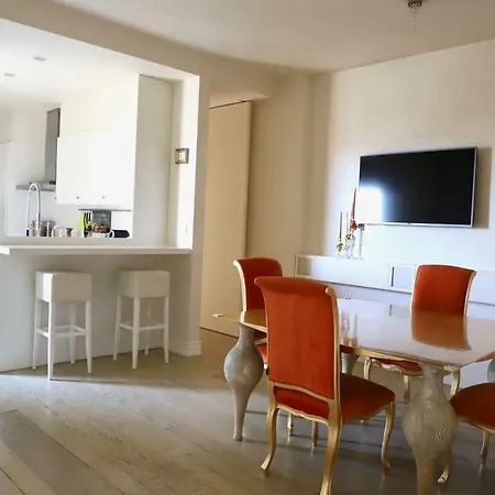 Appartement Classe 49, Una In